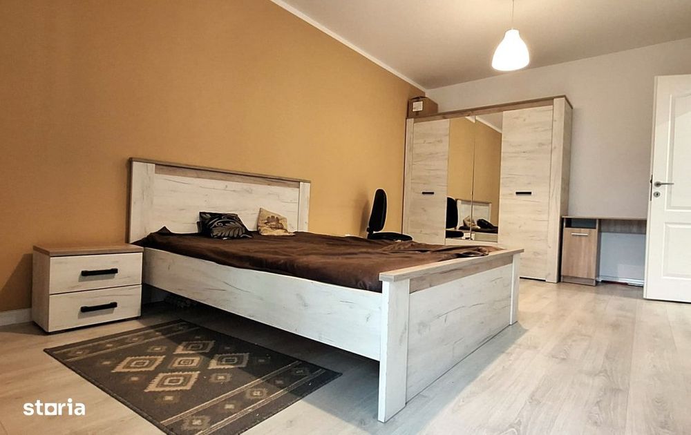 Vanzare apartament 2 camere decomandate, garaj, Zorilor-Europa