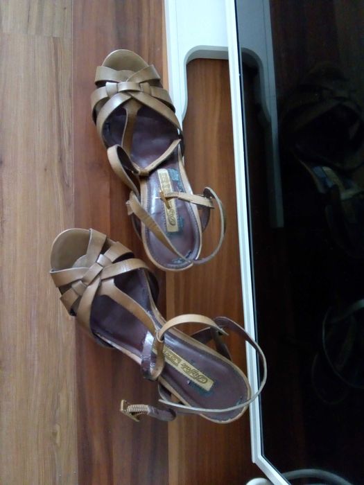 Дамски обувки маркови Buffalo