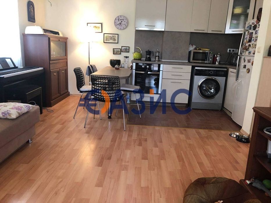 Продава се Двустаен апартамент в к.к. Слънчев бряг - 84 кв.м за 621 €/кв.м - Снимка #3