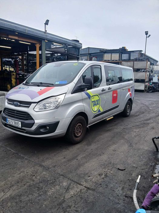 Dezmembrez Dezmembrari Ford Transit Custom 2.2 euro 5 tractiune spate