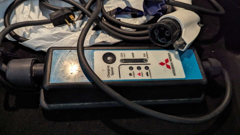 Genuine Mitsubishi Outlander PHEV Home Charging Cable Yazaki 120V!