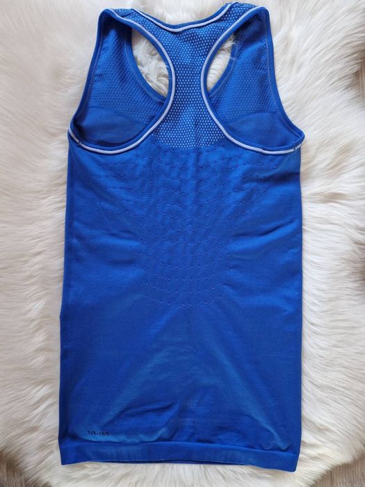 Спортен потник-Nike PRO