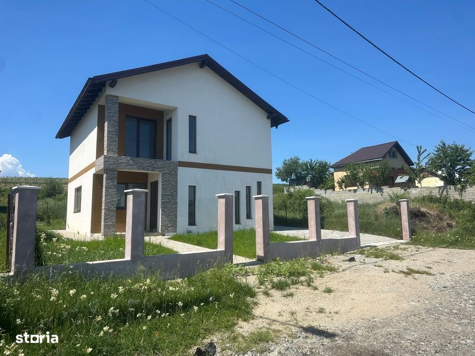 Casa  individuala | 158mp | 300mp teren | intrare Campenesti