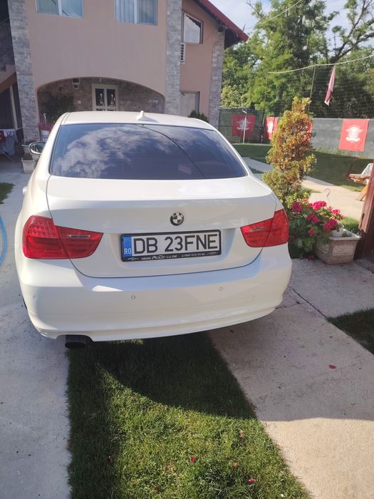 Vând BMWe90  an 2011