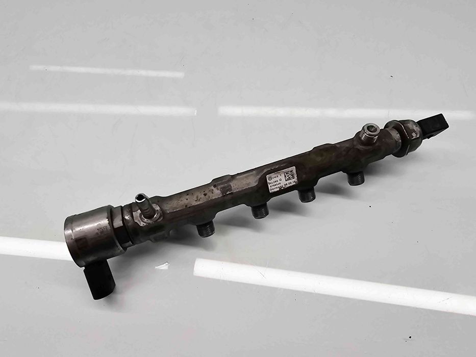 Rampa injectoare  Volkswagen Golf 7 (5G) [Fabr 2014-prezent] 04L089G 2