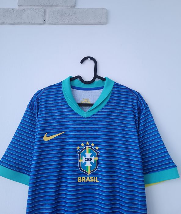 Футболка сборной Бразилии