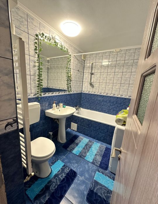 Vand apartament 3 camere Baicului