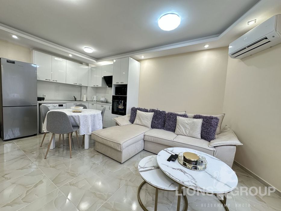 Дава се под наем Тристаен апартамент в Варна, Възраждане 3 - 76 кв.м за 648.21 € - Снимка #1