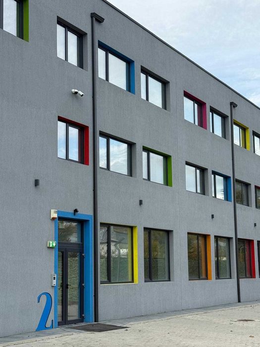 Spațiu modern - 180 mp – zonă cu POTENȚIAL de dezvoltare | 2 parcări|