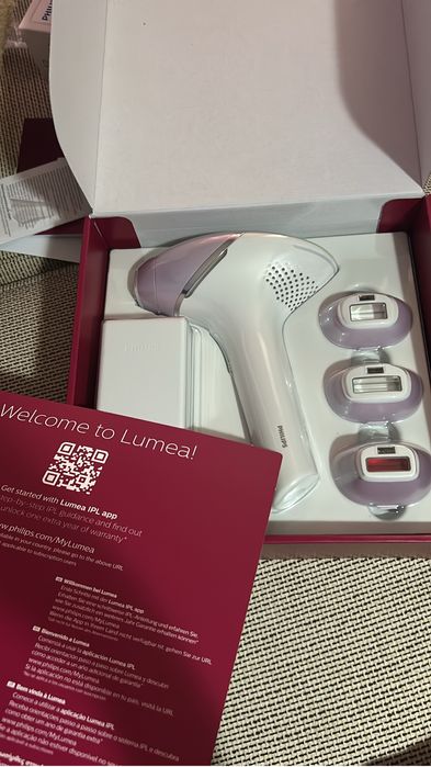 Vand Philips Lumea - stare impecabila , folosit de cateva ori (350.000