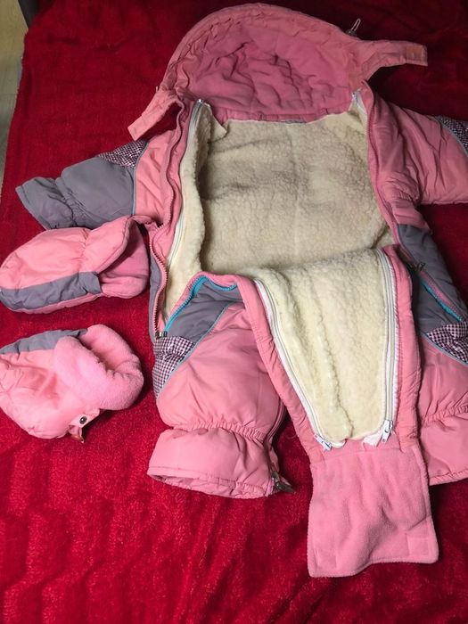 Продаю детский комбинезон