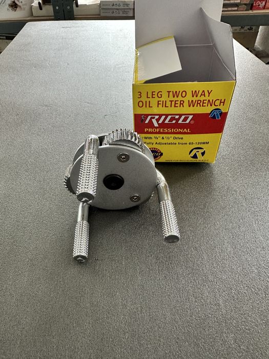 Скоба за маслен филтър тип паяк - права и крива Rico