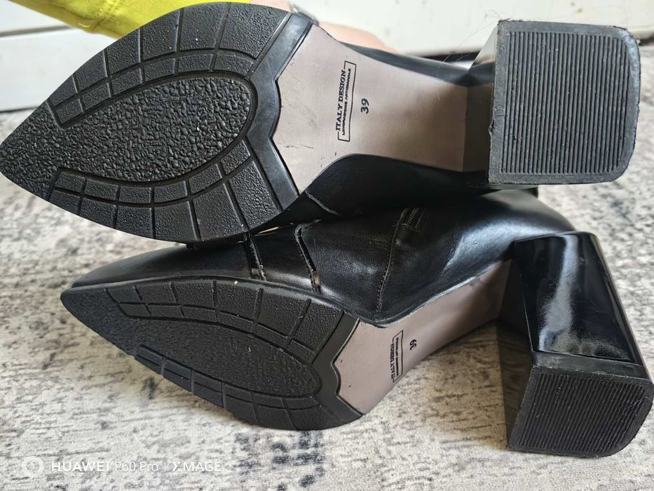 Alessa Noemi боти на ток