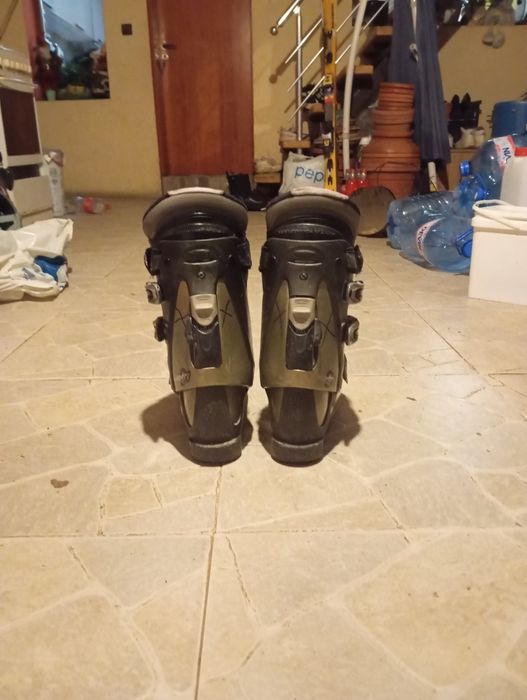 Ски и ски обувки 105 лв