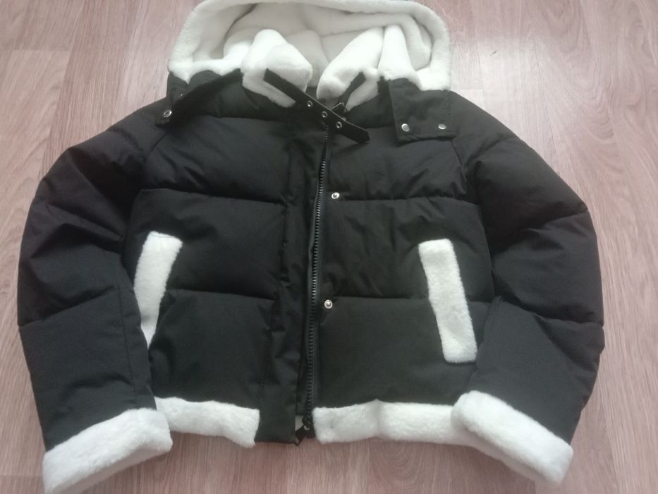 Продам куртку новая
