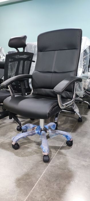 Распродажа! Кресло офисное директорское, качество гарантируем! Перечис