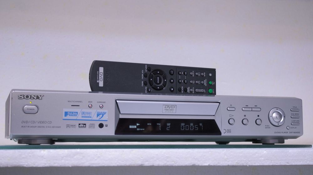 Cd/dvd player Sony+telecomanda.