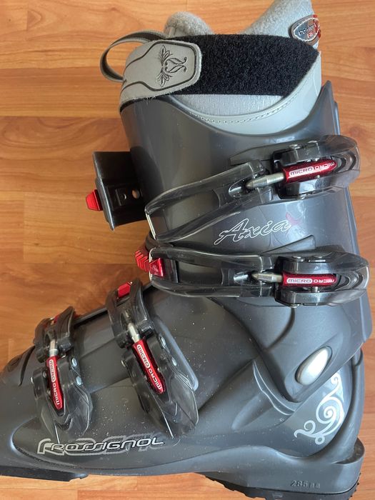 Ски обувки Rossignol