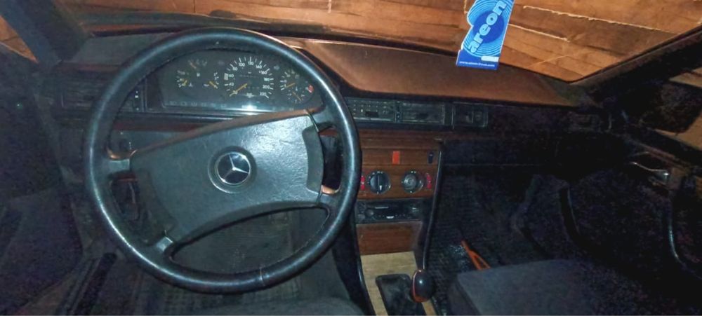 Продам Mersedes e200