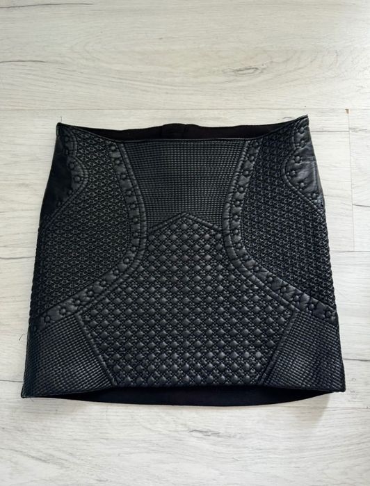 Поли с висока талия