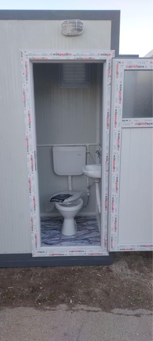 Мобилна тоалетна