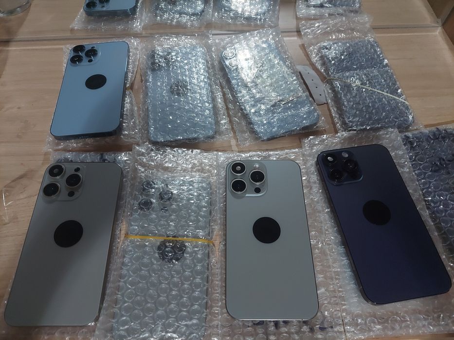 Xrlar va 11 lar uchun korpuslar  13pro 14pro 15pro 16 pro 17 pro