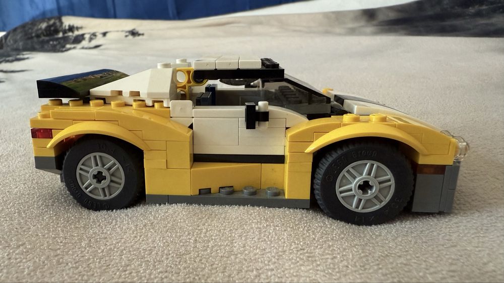 LEGO Creator Fast Car (Set 31046)