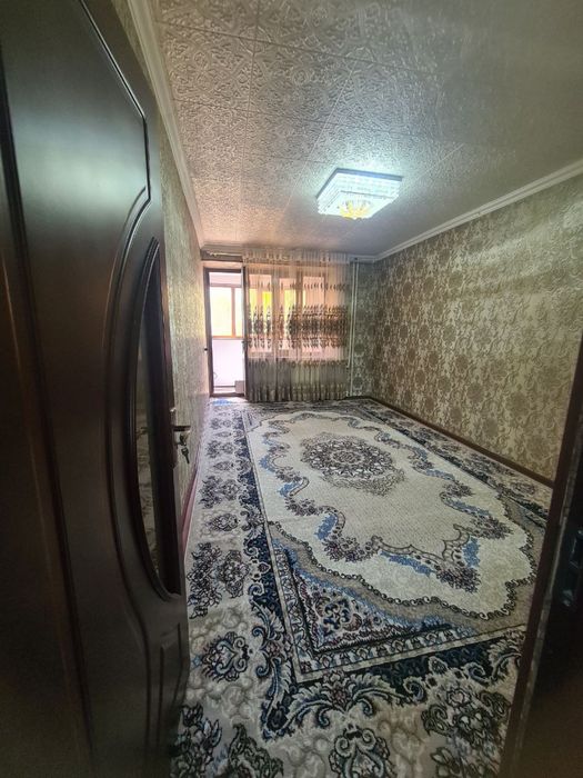 Navoiy shaxar Zulfiya 7 da kvartira sotiladi