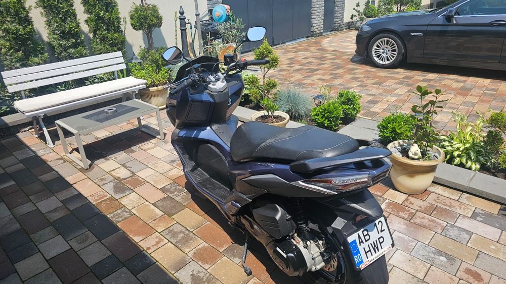 Vând Scuter Sym an 2022