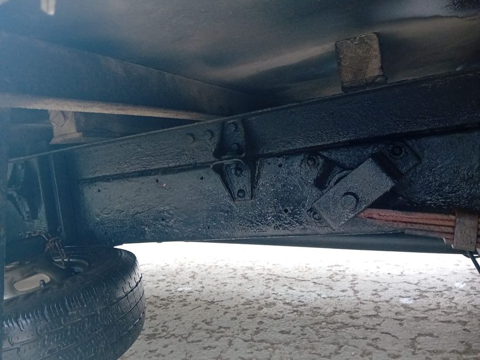 Iveco Daily - lift 10 E PAL, stendere confectii