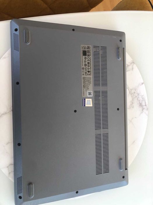 Лаптоп Lenovo IdeaPad 3