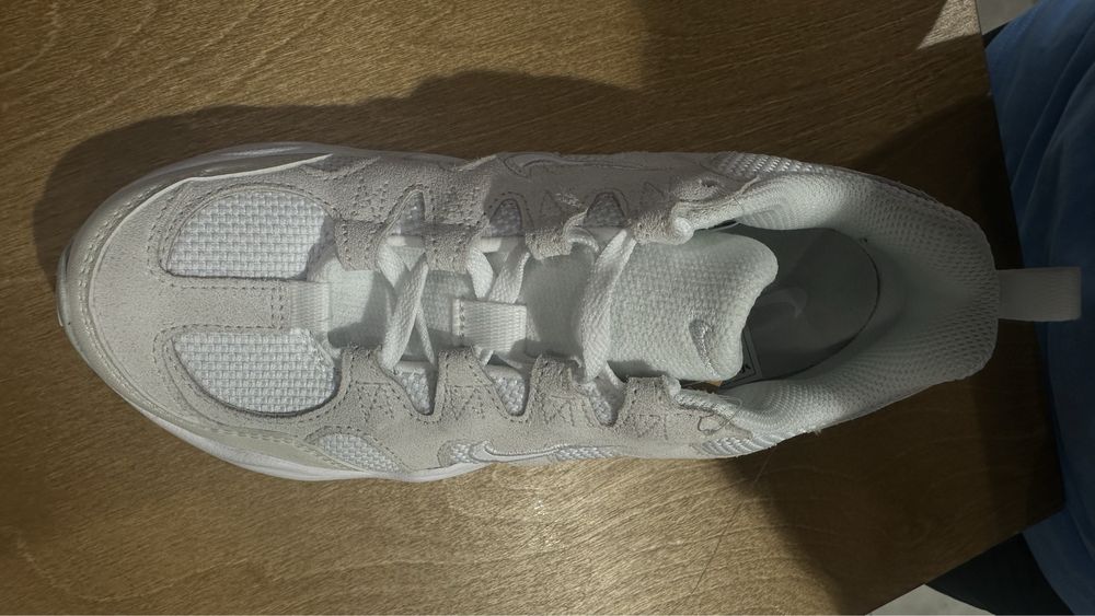 Nike tech hera us8 кроссовки повседневные