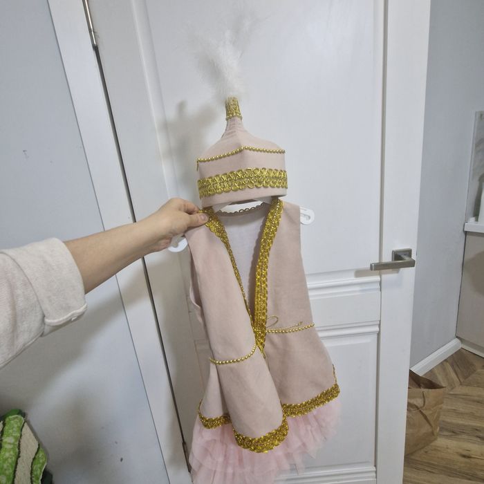 Казахский национальный костюм