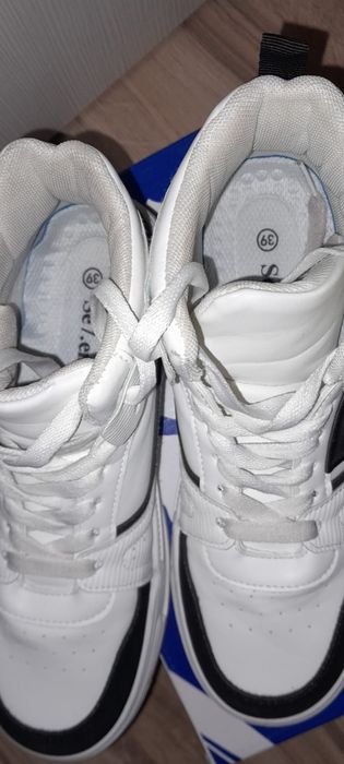 Încălțăminte unisex Nr 39/40lei