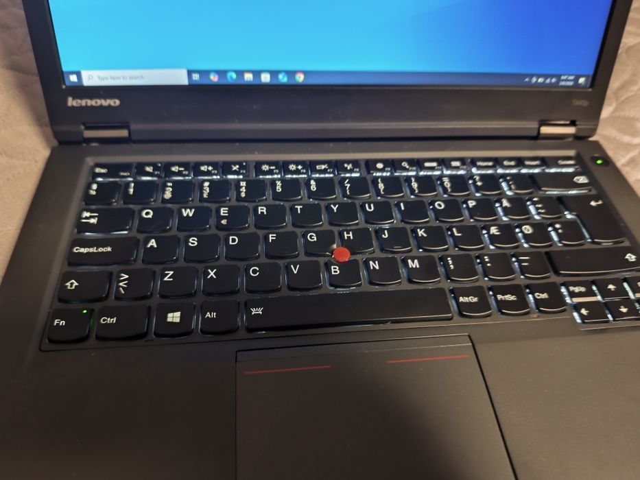 Laptop gaming Lenovo i5 Ram 16Gb ssd 256 video 4Gb win 10 ROBLOX GTA