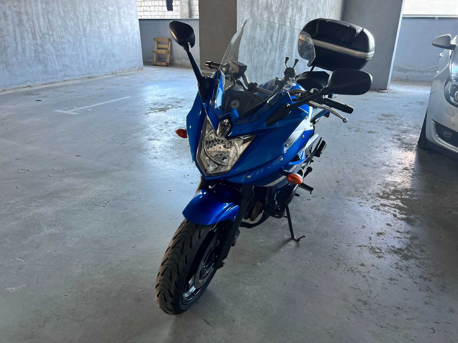 Yamaha XJ6 Diversion 2012, 600 + Case GIVI inclus