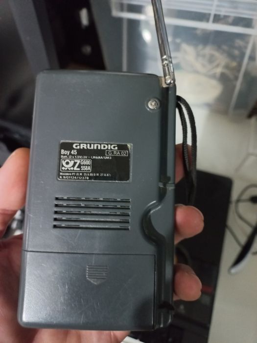 Grundig aiwa radio buzunar vintage retro