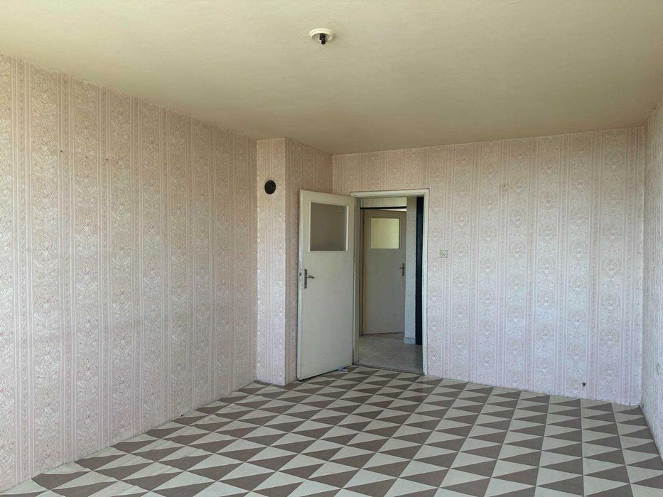 Продава се Тристаен апартамент в Стара Загора, Три чучура - юг - 75 кв.м за 1187 €/кв.м - Снимка #3