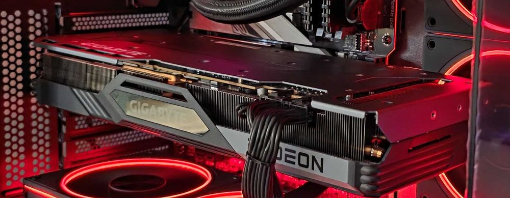 Placa Video GIGABYTE Radeon RX 7900 XT GAMING OC 20G GDDR6