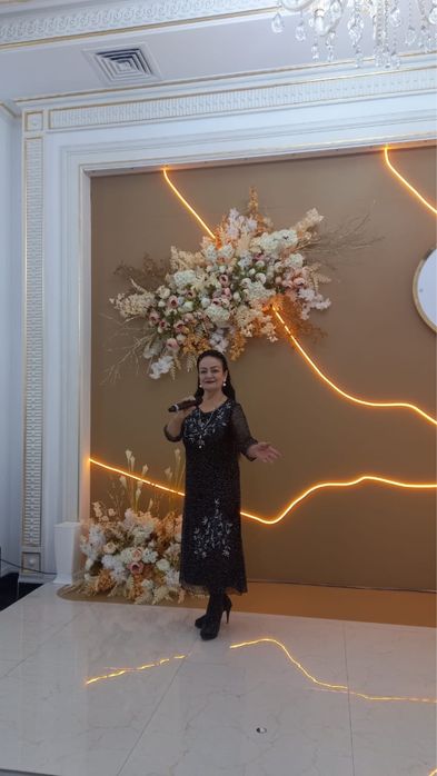 Ведущая Тамада