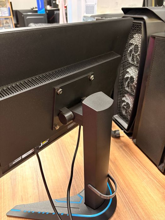 Монитор Lenovo 165Hz FullHD, 24 дюйм