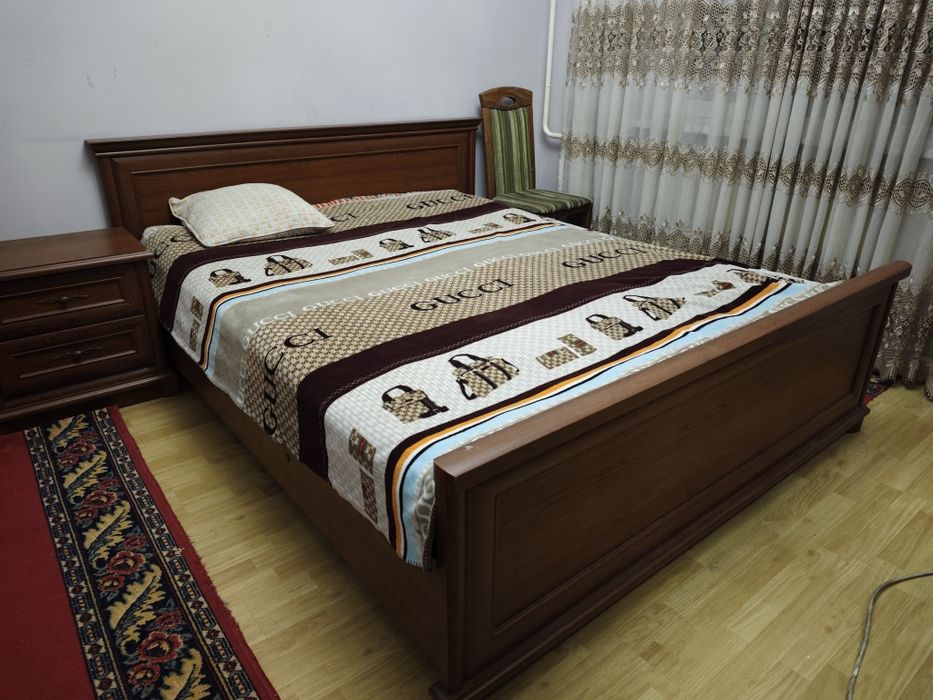 Спальный гарнитур