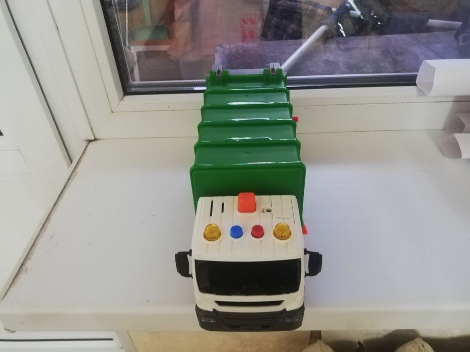 Игрушкыный Мусоровоз игрушка