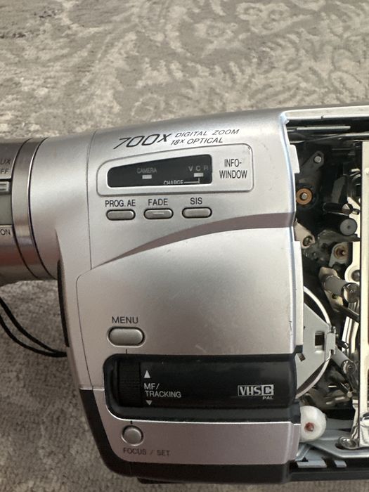 Panasonic VHS-C (PAL) видеокамера