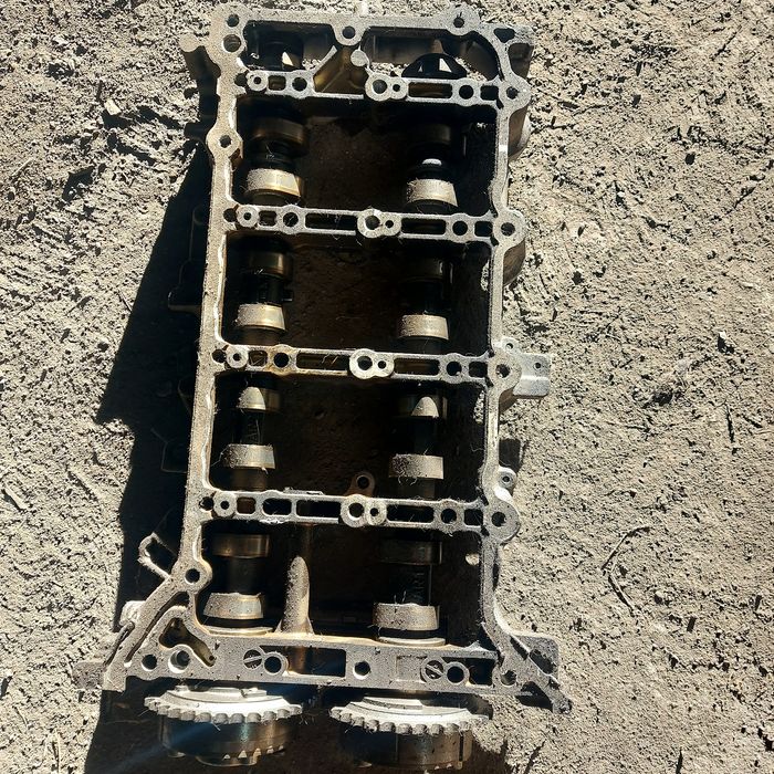 Продам распредвалы и муфты от камри