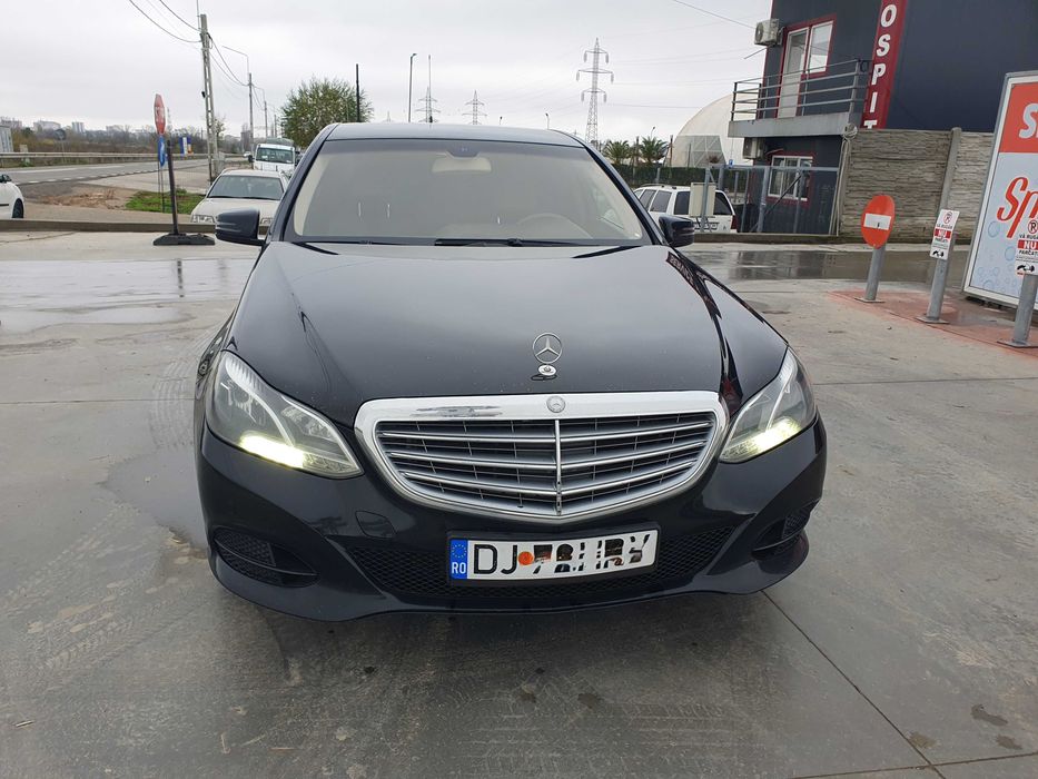 Mercedes-Benz E-Klasse Limuzina 2.2 CDi 140 Cp 2013 Automata