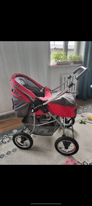 Детская коляска, в хорошем состоянии