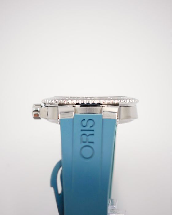 Oris Aquis Dat Watt LIMITED