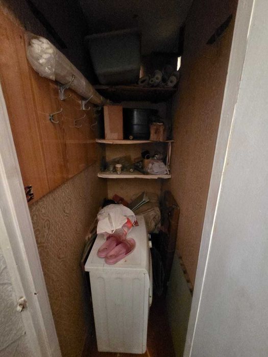 Продам 1 ком квартиру в 7 мкр
