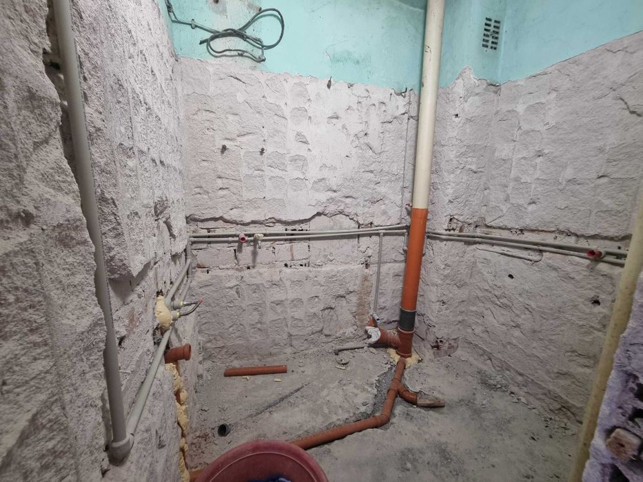 Продава се Тристаен апартамент в Благоевград, Широк център - 60 кв.м за 1107 €/кв.м - Снимка #3